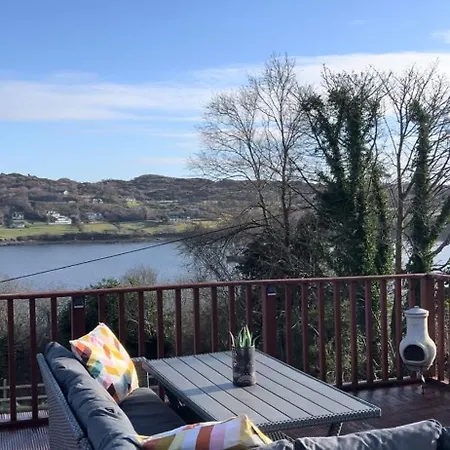 Dinnys Cottage, Free Parking, Bike Hire *