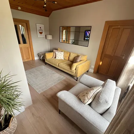 Dinnys Cottage, Free Parking, Bike Hire Semesterbostad *