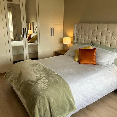 Dinnys Cottage, Free Parking, Bike Hire